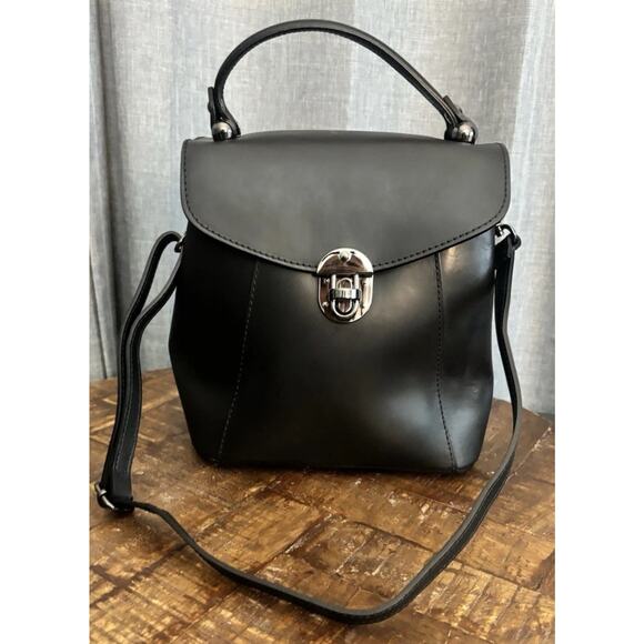 Luana Ferracuti Italy Leather Convertible Black Backpack - Picture 8 of 16